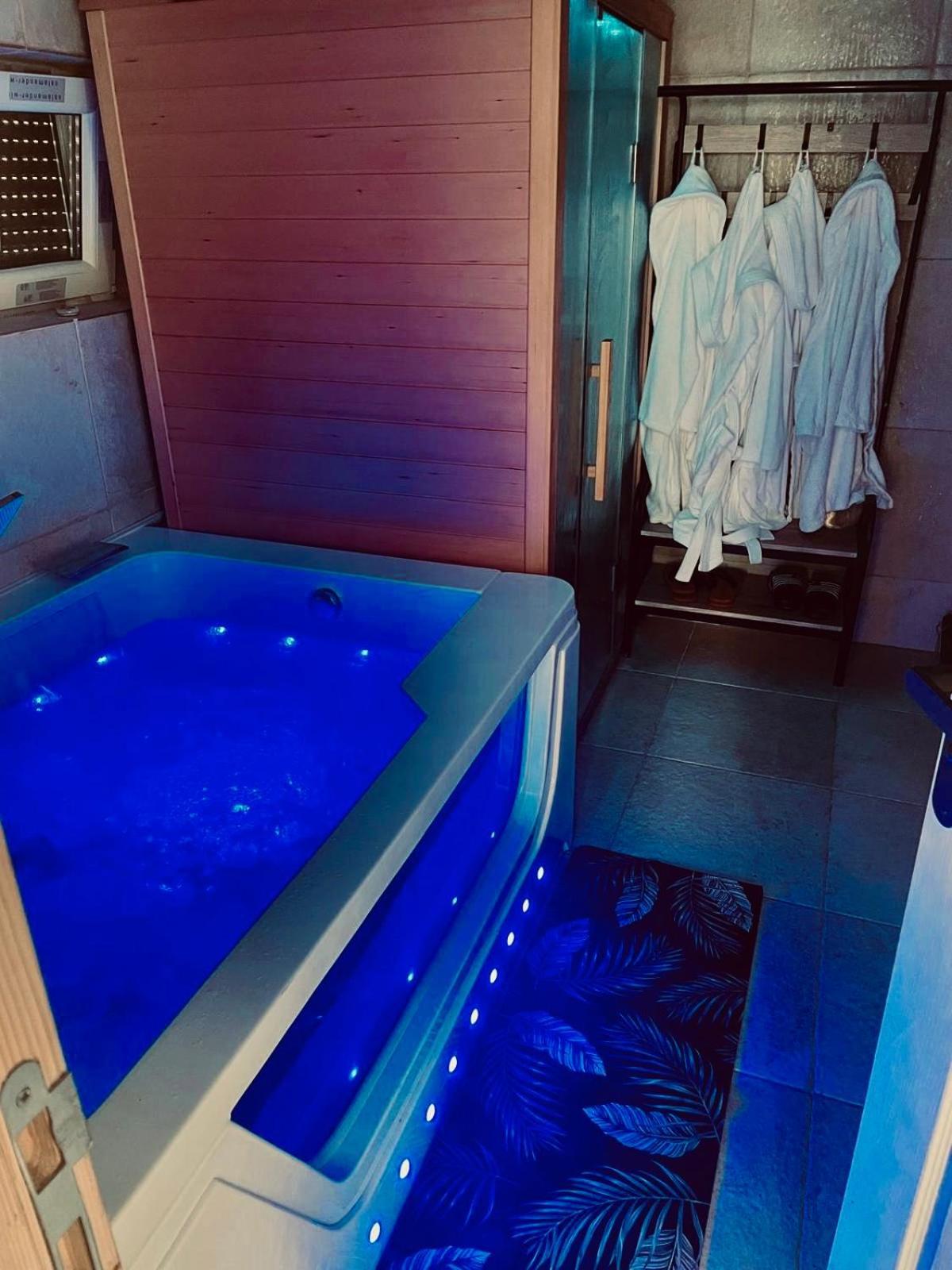 Oasis Spa Pres De Disney Nanteuil-lès-Meaux Kültér fotó